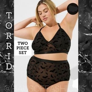 TORRID Stormy Bats Flocked Mesh Bralette + Matching High Waist Panty! NWT!